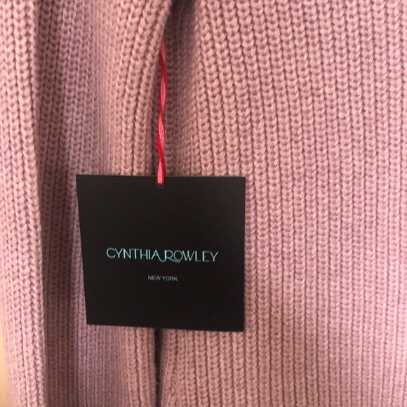 Sweater - Picture 2 of 3